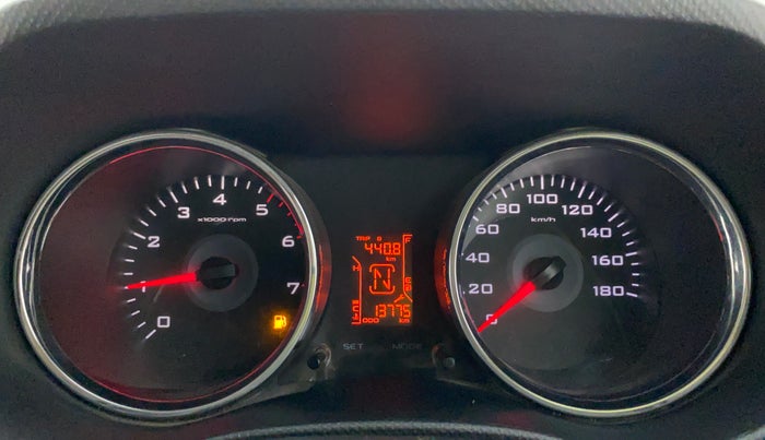 2018 Mahindra TUV300 T10 MT, Diesel, Manual, 13,881 km, Odometer Image