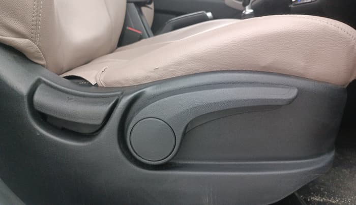 2020 Hyundai Creta SX 1.6 PETROL, Petrol, Manual, 92,245 km, Driver Side Adjustment Panel