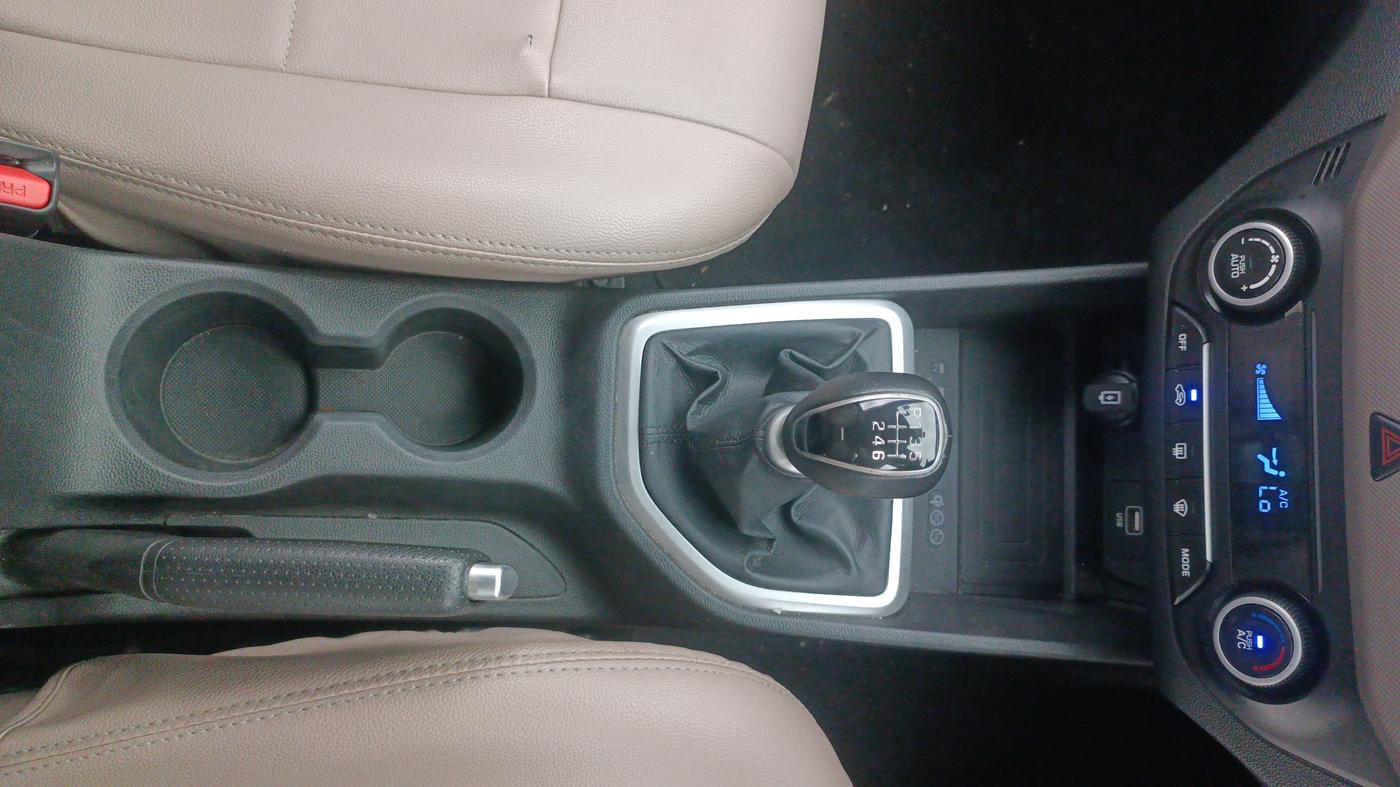 2020 Hyundai Creta SX 1.6 PETROL, Petrol, Manual, 92,245 km, Gear Lever