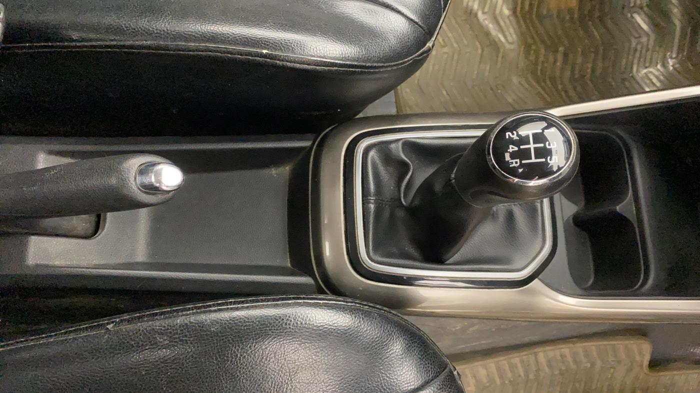 2018 Maruti IGNIS DELTA 1.2, CNG, Manual, 60,922 km, Gear Lever