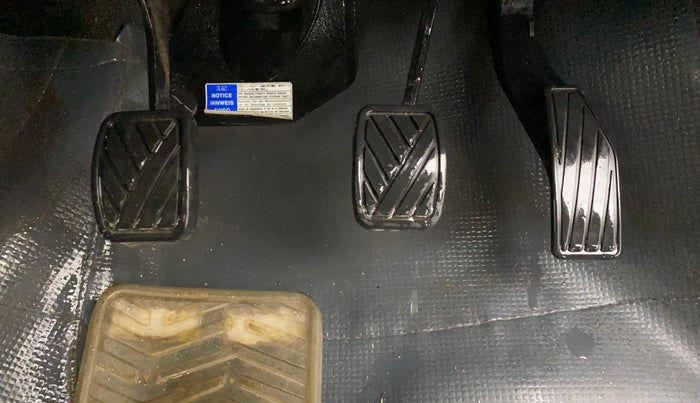 2018 Maruti IGNIS DELTA 1.2, CNG, Manual, 60,922 km, Pedals