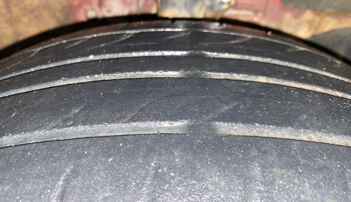2014 Honda Amaze 1.2L I-VTEC S, Petrol, Manual, 69,301 km, Right Front Tyre Tread