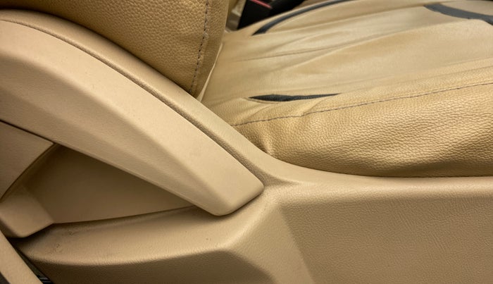 2020 Ford Figo Aspire AMBIENTE 1.5 DIESEL, Diesel, Manual, 62,890 km, Driver Side Adjustment Panel