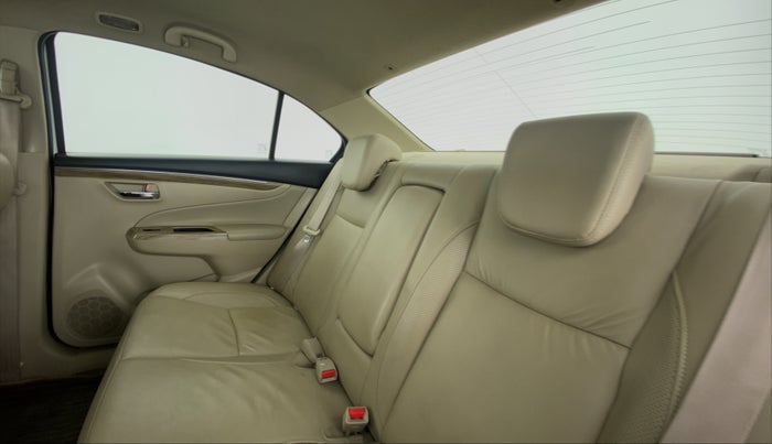 2019 Maruti Ciaz ALPHA 1.3 DDIS SHVS, Diesel, Manual, 65,574 km, Right Side Rear Door Cabin