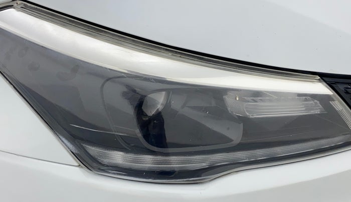 2019 Maruti Ciaz ALPHA 1.3 DDIS SHVS, Diesel, Manual, 65,574 km, Right headlight - Minor scratches