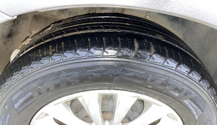 2016 Maruti Ciaz ZXI+ AT, Petrol, Automatic, 38,617 km, Right Rear Tyre Tread