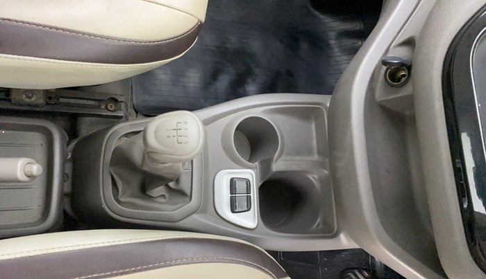 2017 Datsun Redi Go S, Petrol, Manual, 67,495 km, Gear Lever