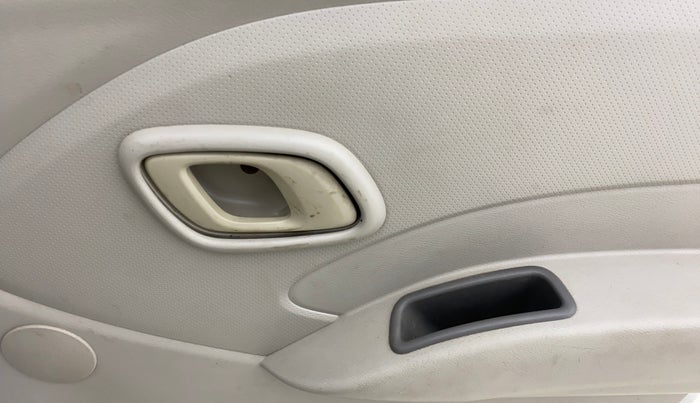 2017 Datsun Redi Go S, Petrol, Manual, 67,495 km, Driver Side Door Panels Control