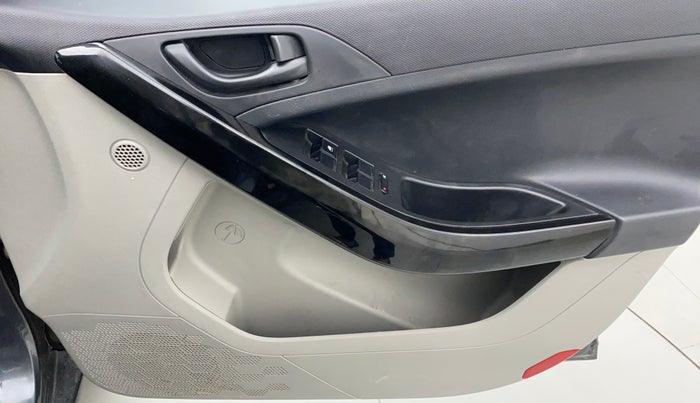 2019 Tata NEXON XM 1.2, Petrol, Manual, 17,959 km, Driver Side Door Panels Control