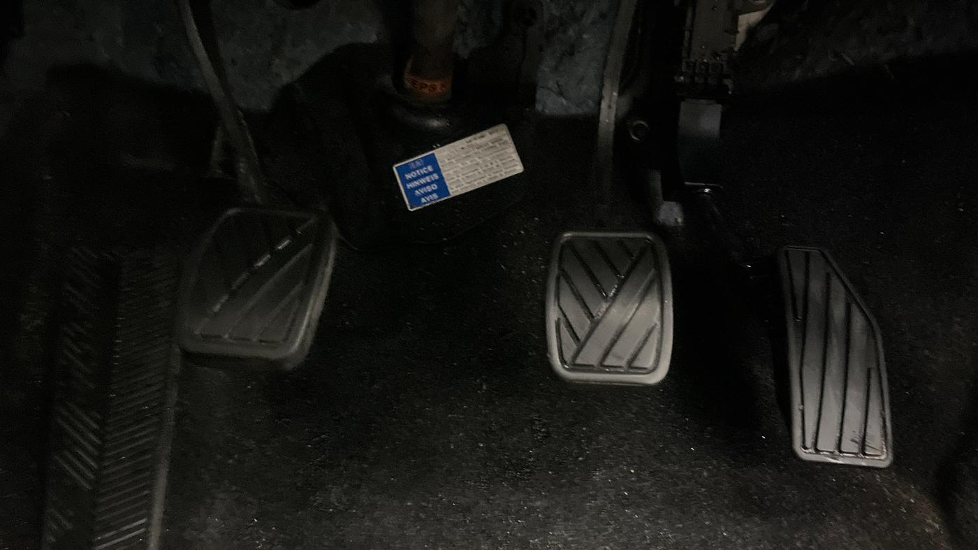2017 Maruti Baleno DELTA PETROL 1.2, Petrol, Manual, 33,120 km, Pedals