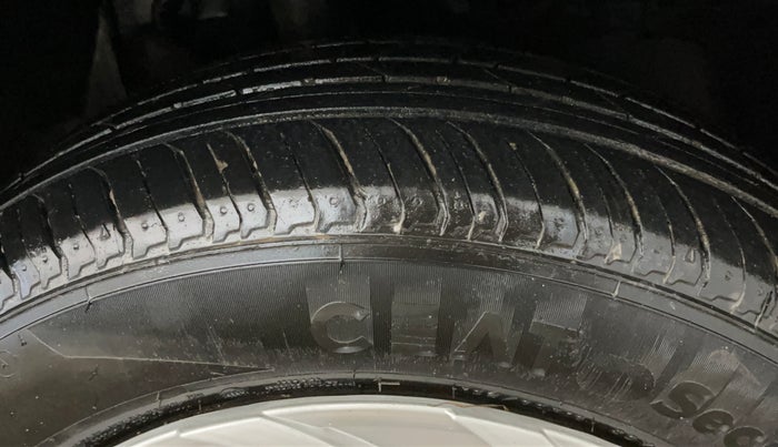 2019 Tata NEXON XM PETROL, Petrol, Manual, 49,085 km, Right Front Tyre Tread