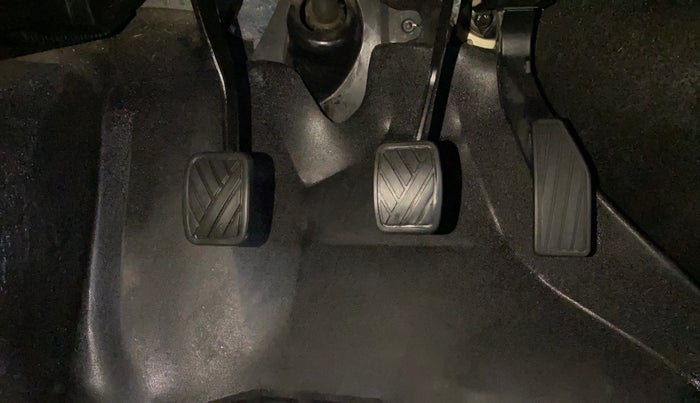 2018 Maruti IGNIS ZETA 1.2 K12, Petrol, Manual, 95,526 km, Pedals