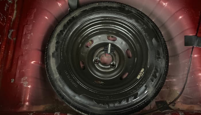 2016 Renault Kwid RXT 1.0, Petrol, Manual, 1,09,534 km, Spare Tyre