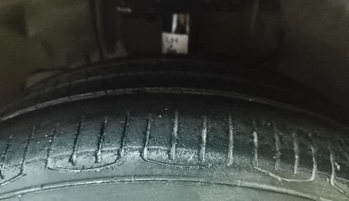 2016 Tata Tiago XT PETROL, Petrol, Manual, 99,343 km, Left Front Tyre Tread
