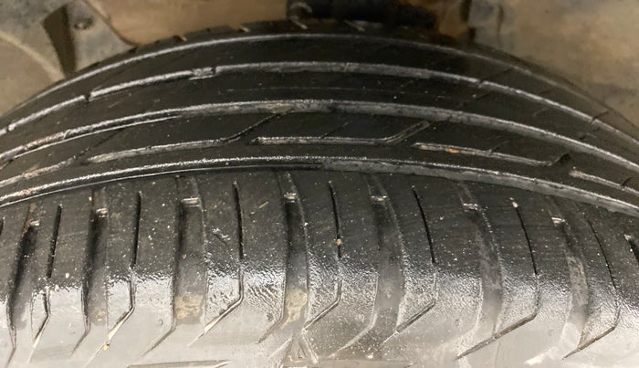 2018 Renault Duster RXS CVT 106 PS, Petrol, Automatic, 71,982 km, Left Front Tyre Tread