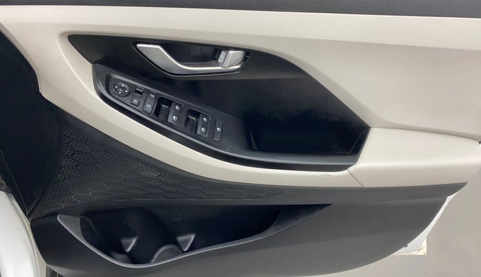 2020 Hyundai Creta SX 1.5 PETROL, Petrol, Manual, 85,112 km, Driver Side Door Panels Control