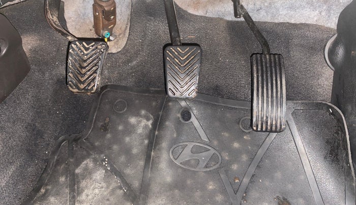 2014 Hyundai Eon D-LITE+, Petrol, Manual, 22,500 km, Pedals