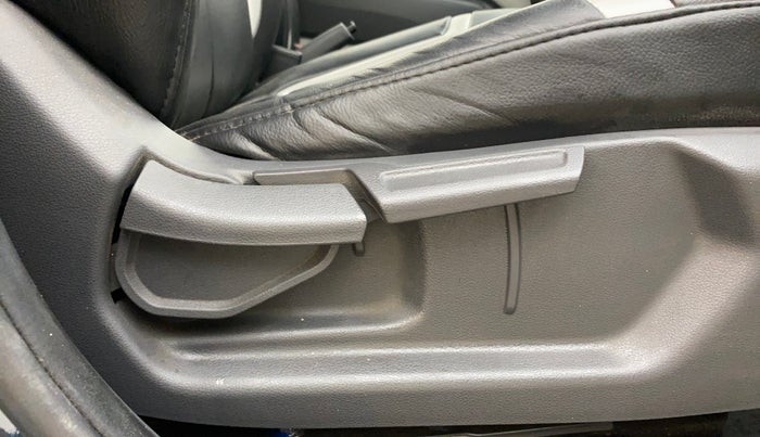 2020 Hyundai GRAND I10 NIOS SPORTZ AMT 1.2 KAPPA VTVT, Petrol, Automatic, 47,968 km, Driver Side Adjustment Panel