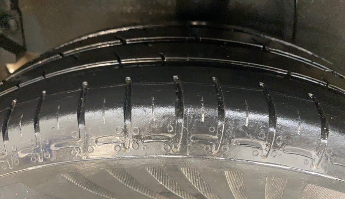 2020 Hyundai GRAND I10 NIOS SPORTZ AMT 1.2 KAPPA VTVT, Petrol, Automatic, 47,968 km, Right Rear Tyre Tread