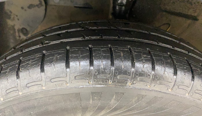 2020 Hyundai GRAND I10 NIOS SPORTZ AMT 1.2 KAPPA VTVT, Petrol, Automatic, 47,968 km, Left Front Tyre Tread