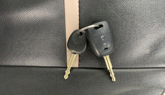 2017 Hyundai Grand i10 SPORTZ 1.2 KAPPA VTVT, Petrol, Manual, 1,36,006 km, Key Close Up