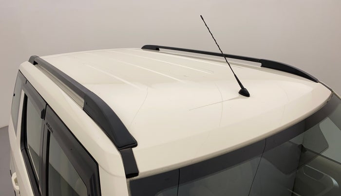 2019 Mahindra TUV300 T8, Diesel, Manual, 23,624 km, Roof