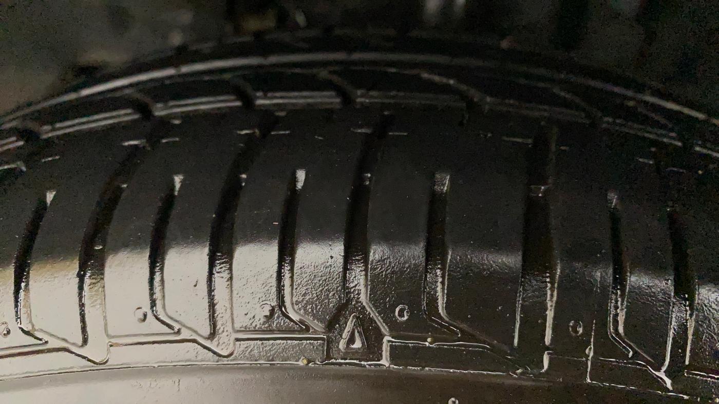 2022 Tata TIGOR XZ PLUS CNG, CNG, Manual, 26,604 km, Left Front Tyre Tread