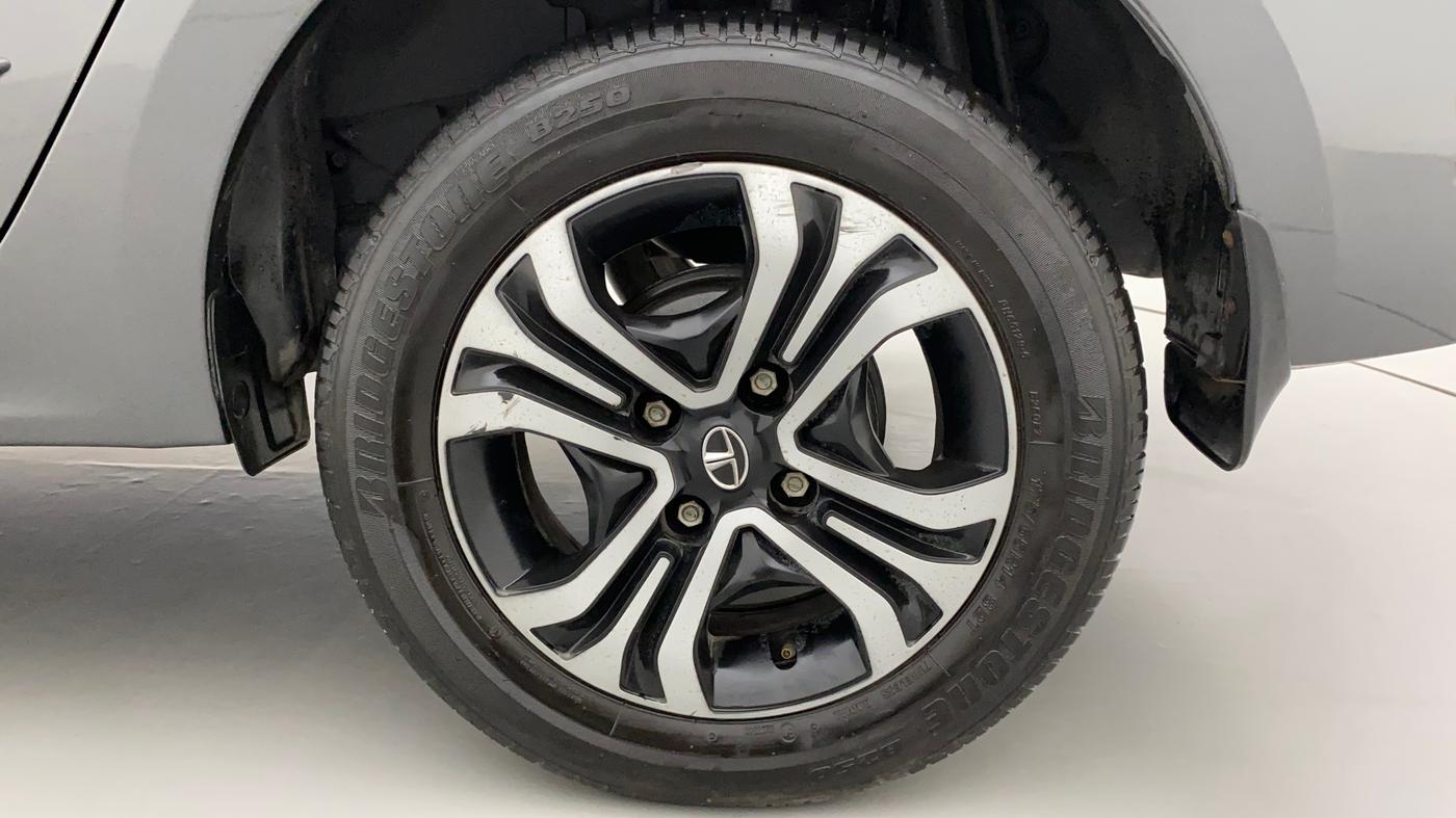 2022 Tata TIGOR XZ PLUS CNG, CNG, Manual, 26,604 km, Left Rear Wheel