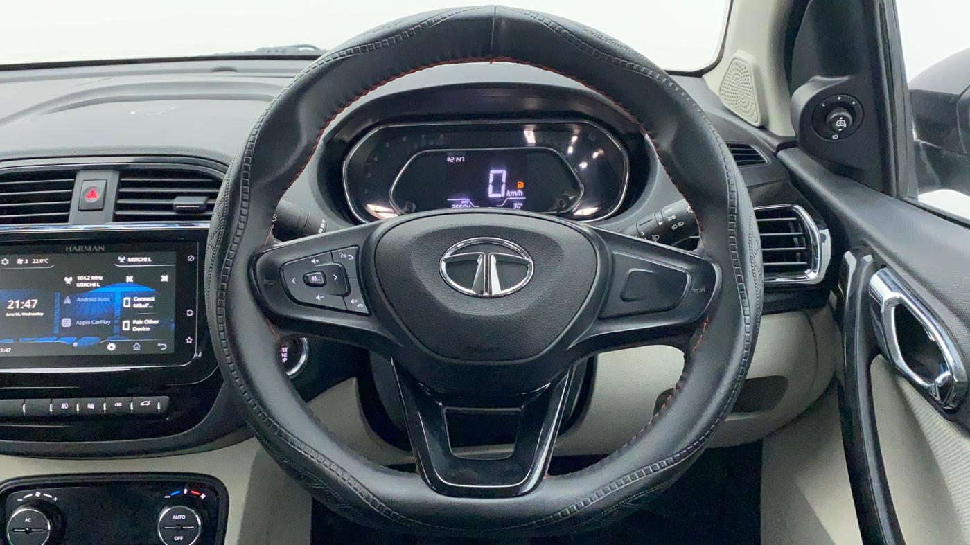 2022 Tata TIGOR XZ PLUS CNG, CNG, Manual, 26,604 km, Steering Wheel Close Up