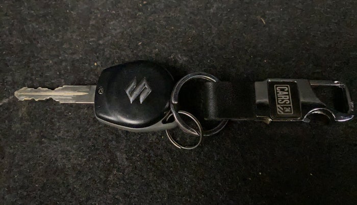 2021 Maruti Swift VXI D, Petrol, Manual, 15,922 km, Key Close Up