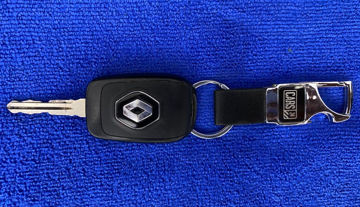 2019 Renault TRIBER RXT, Petrol, Manual, 3,367 km, Key Close Up