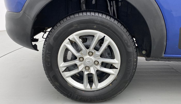 2019 Renault TRIBER RXT, Petrol, Manual, 3,367 km, Right Rear Wheel