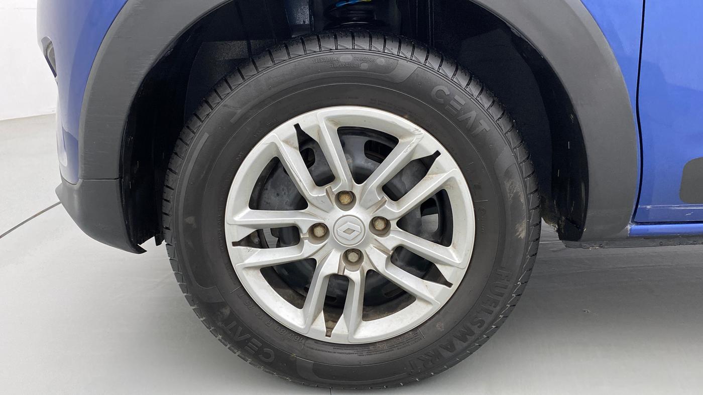 2019 Renault TRIBER RXT, Petrol, Manual, 3,367 km, Left Front Wheel