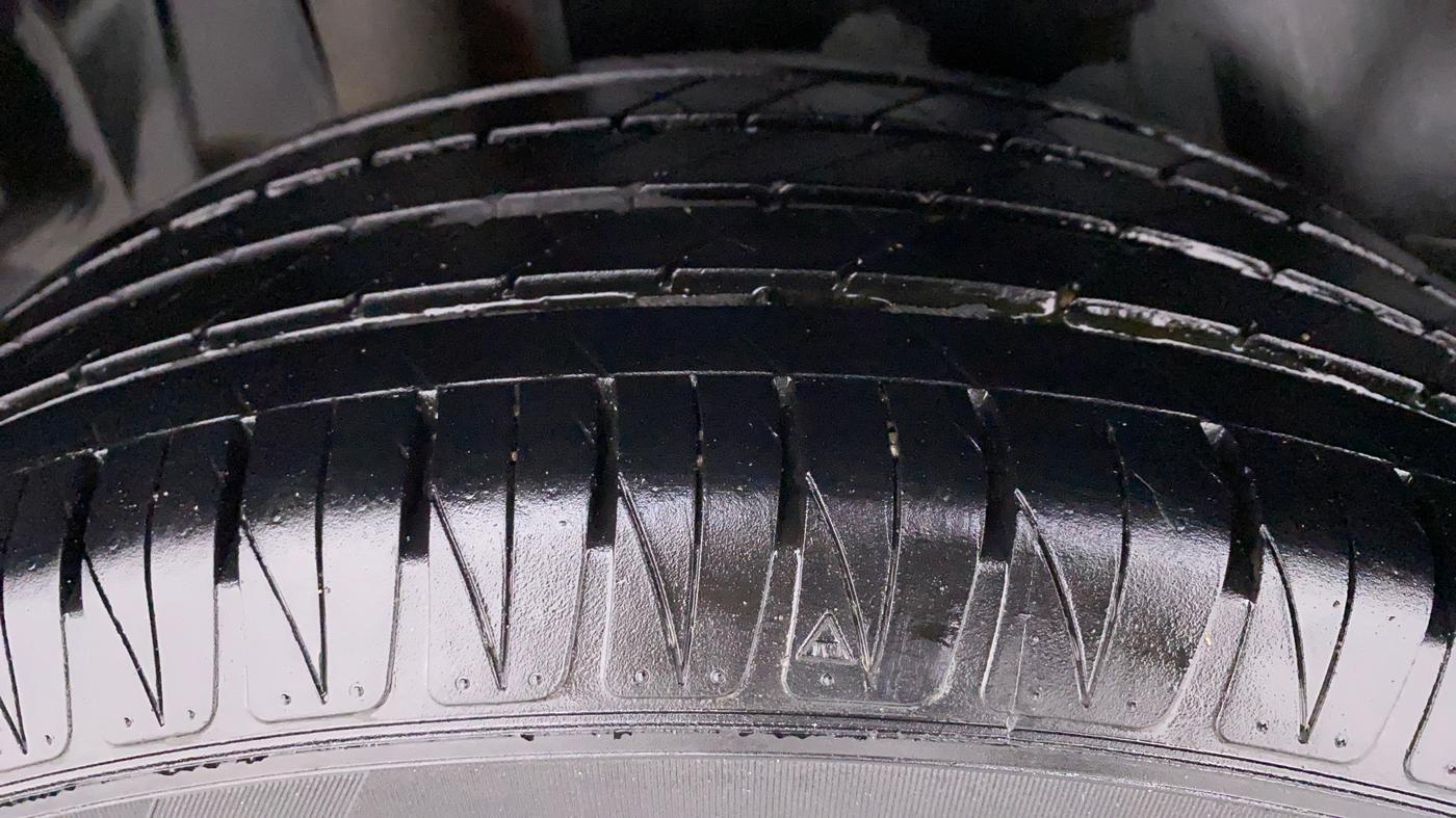 2021 Maruti Vitara Brezza ZXI, Petrol, Manual, 32,454 km, Right Rear Tyre Tread