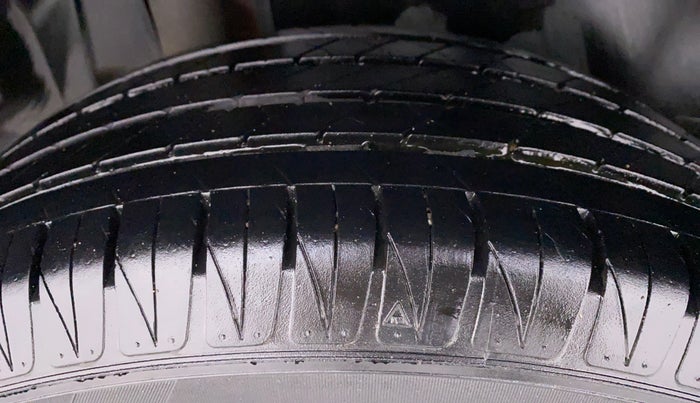2021 Maruti Vitara Brezza ZXI, Petrol, Manual, 32,454 km, Right Rear Tyre Tread