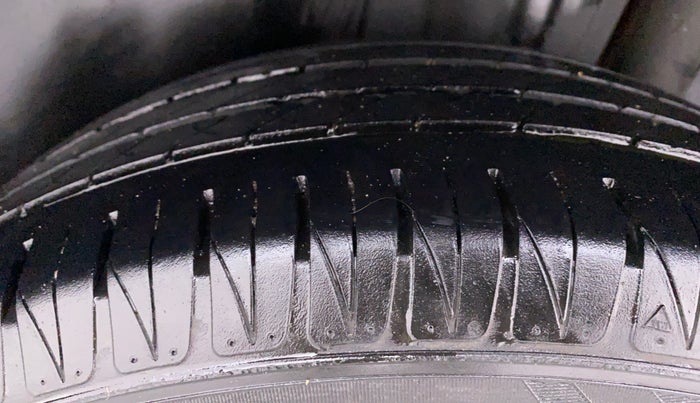 2021 Maruti Vitara Brezza ZXI, Petrol, Manual, 32,454 km, Left Rear Tyre Tread
