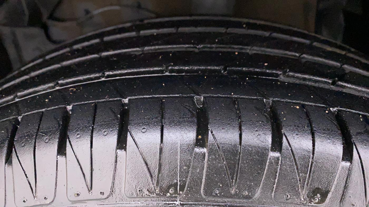 2021 Maruti Vitara Brezza ZXI, Petrol, Manual, 32,454 km, Left Front Tyre Tread