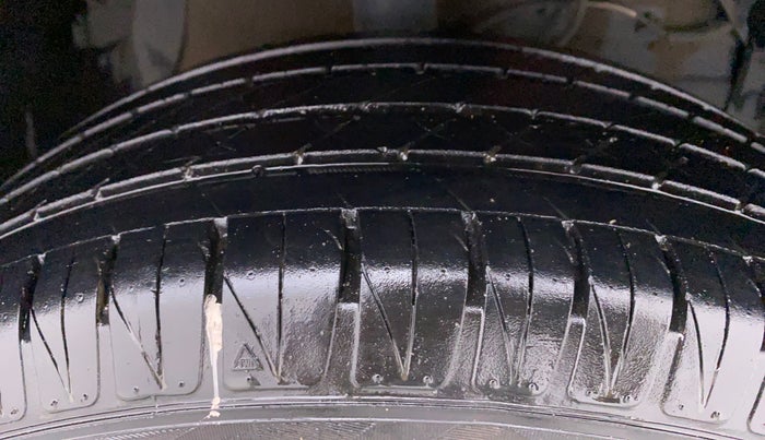 2021 Maruti Vitara Brezza ZXI, Petrol, Manual, 32,454 km, Right Front Tyre Tread
