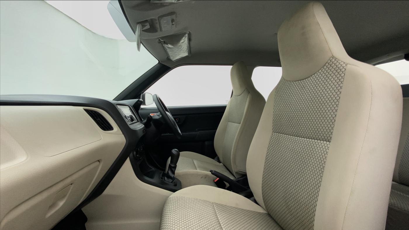 2020 Maruti New Wagon-R LXI CNG 1.0 L, CNG, Manual, 15,152 km, Right Side Front Door Cabin