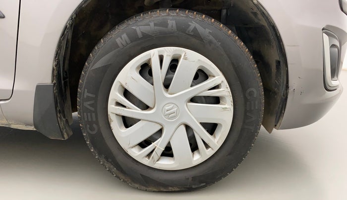 2015 Maruti Swift VXI, Petrol, Manual, 45,513 km, Right Front Wheel