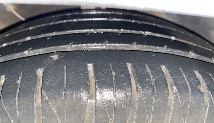 2022 KIA SONET HTK PLUS 1.2, Petrol, Manual, 55,705 km, Right Front Tyre Tread