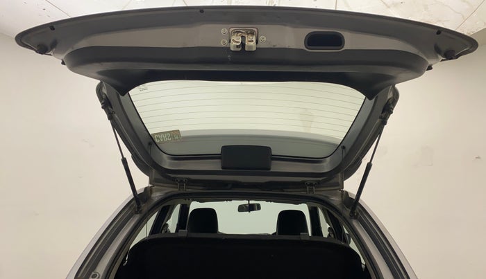 2018 Maruti IGNIS ZETA 1.2, Petrol, Manual, 82,498 km, Boot Door Open