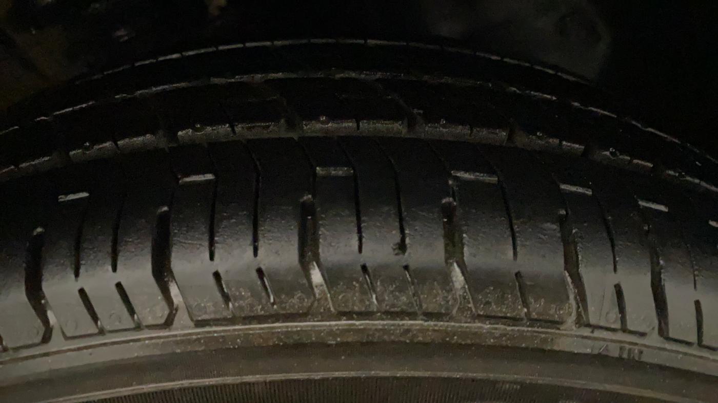 2018 Maruti IGNIS ZETA 1.2, Petrol, Manual, 82,498 km, Left Front Tyre Tread