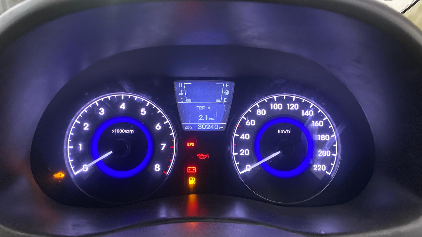 2016 Hyundai Verna 1.6 VTVT SX, Petrol, Manual, 30,239 km, Odometer Image