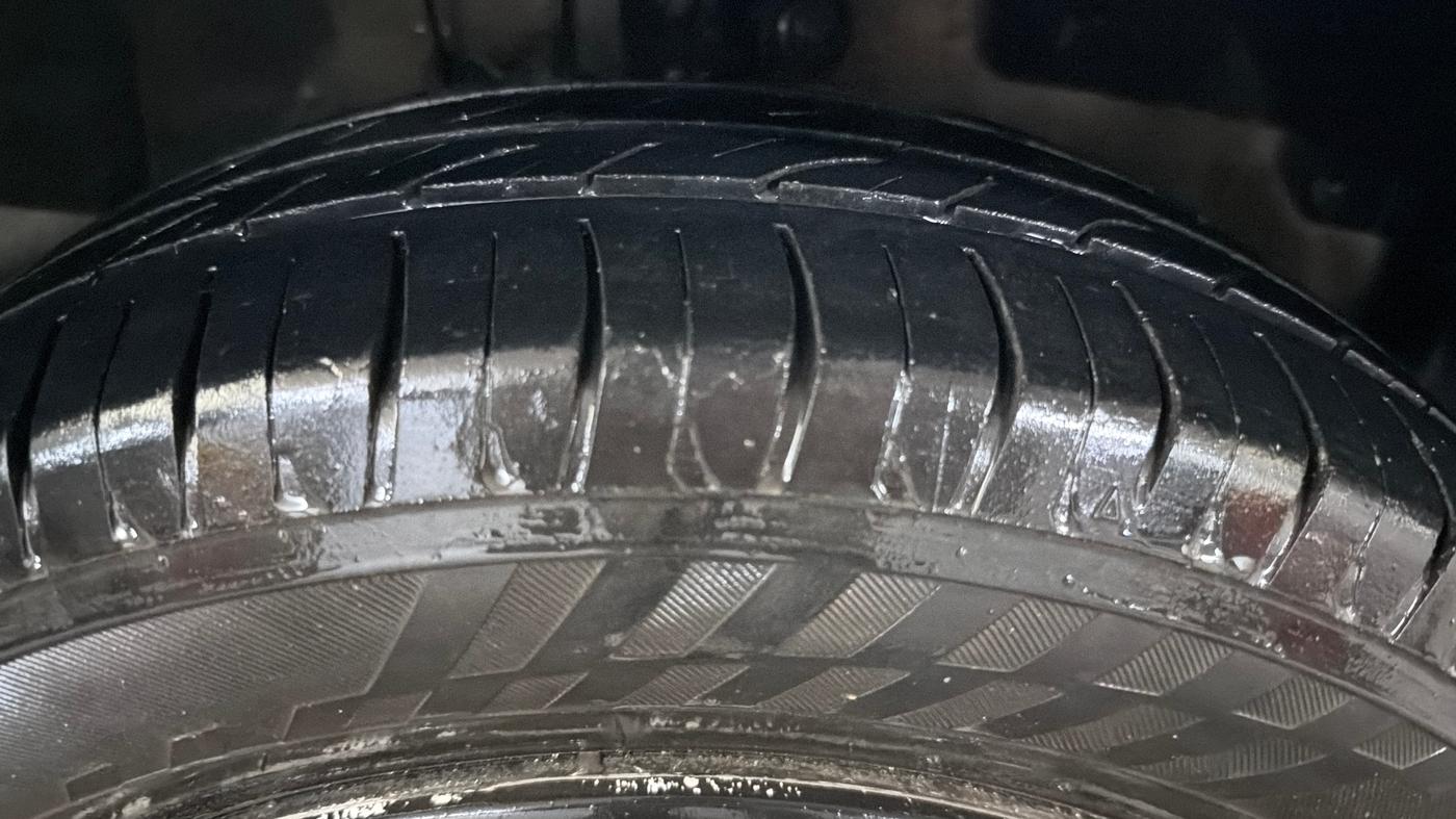 2016 Honda Amaze 1.2L I-VTEC SX, Petrol, Manual, 92,236 km, Right Front Tyre Tread