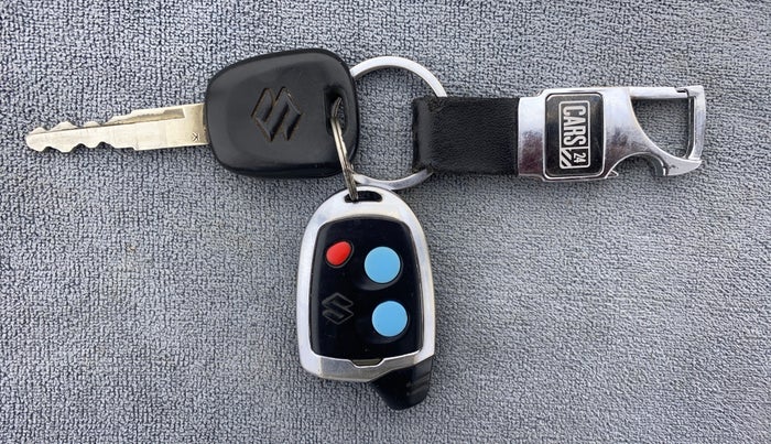 2019 Maruti New Wagon-R LXI CNG 1.0 L, CNG, Manual, 38,889 km, Key Close Up