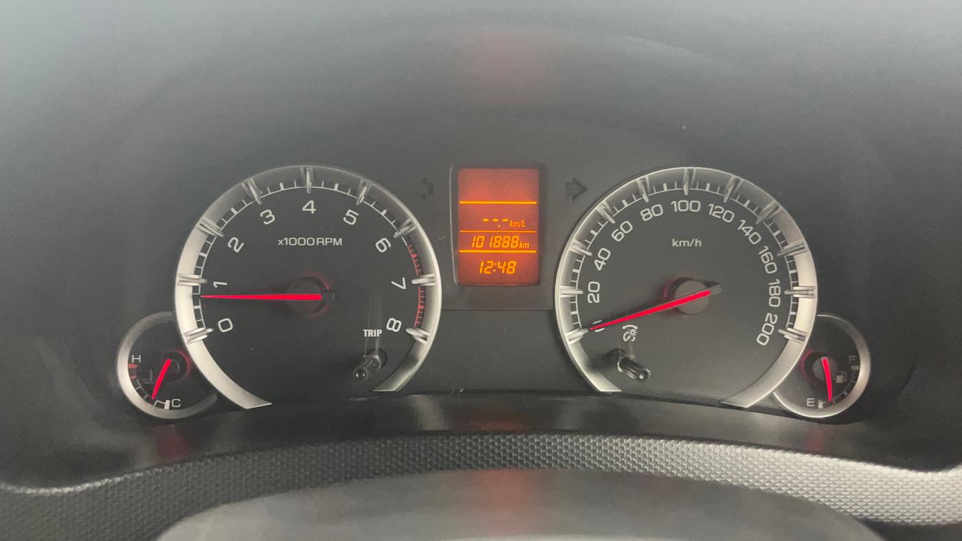 2016 Maruti Swift VXI, Petrol, Manual, 1,01,888 km, Odometer Image