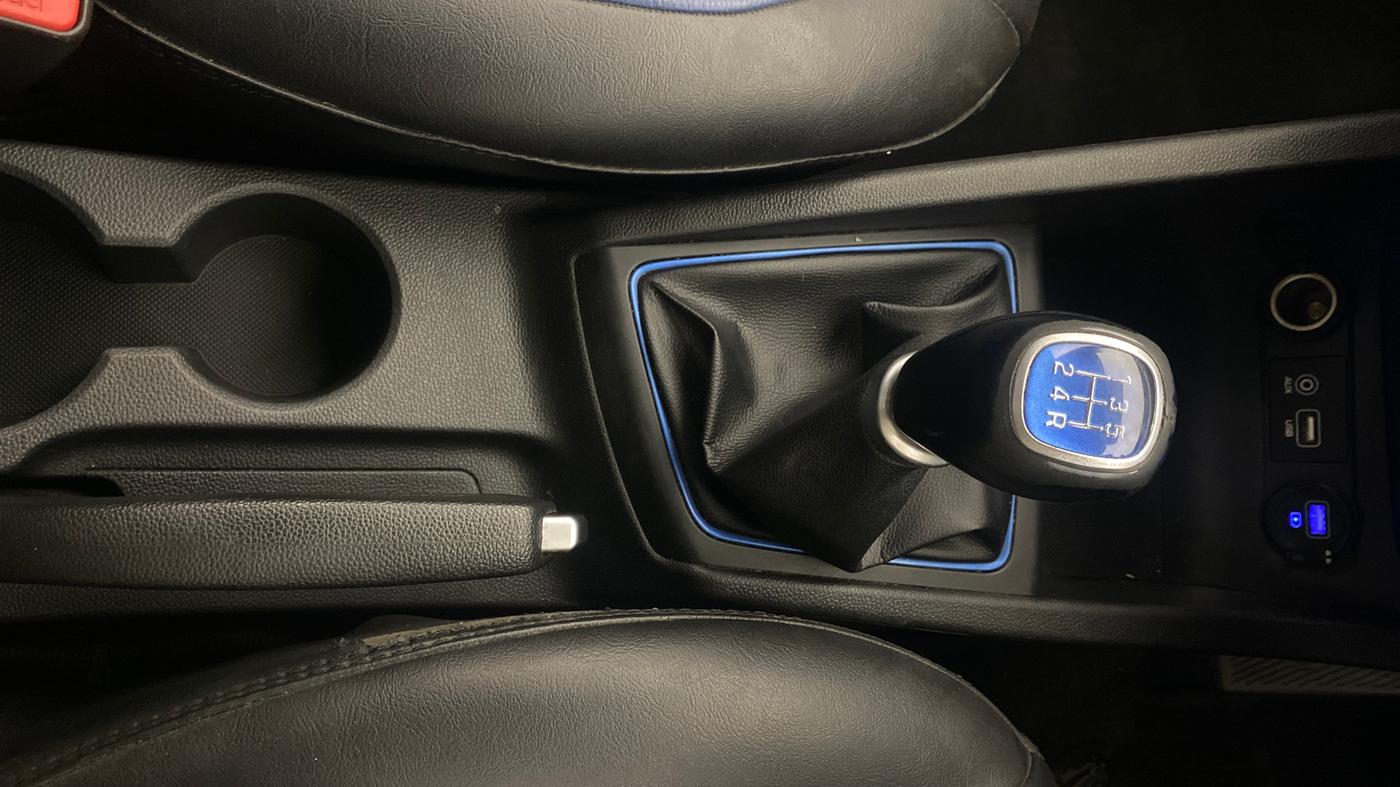 2019 Hyundai i20 Active 1.2 SX, Petrol, Manual, 43,062 km, Gear Lever