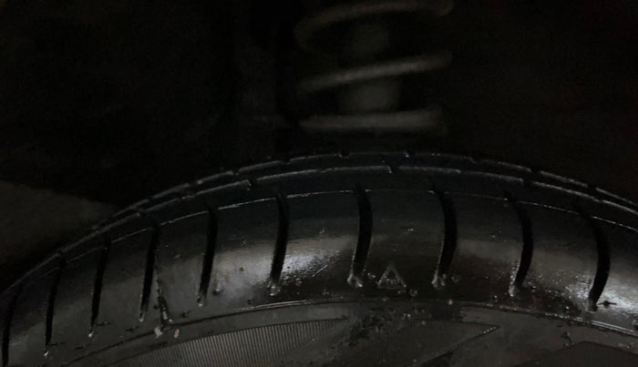 2015 Maruti Alto 800 LXI, Petrol, Manual, 43,979 km, Right Front Tyre Tread