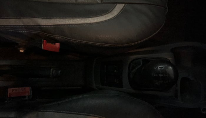 2015 Maruti Alto 800 LXI, Petrol, Manual, 43,979 km, Gear Lever